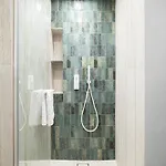 Chanttal Luxury - Amzei 부쿠레슈티