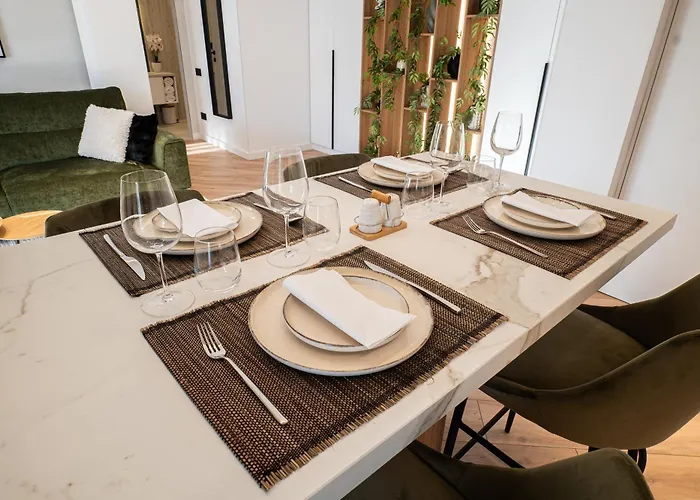 Chanttal Luxury - Amzei Апартаменты *